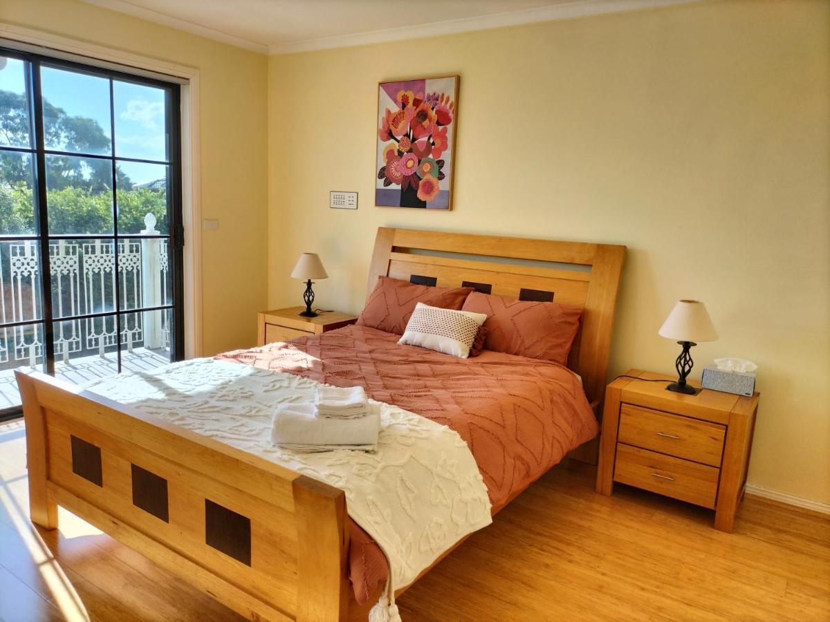 Appartamento 12 Mins To Mel Airport-Good Wood House St Albans Esterno foto