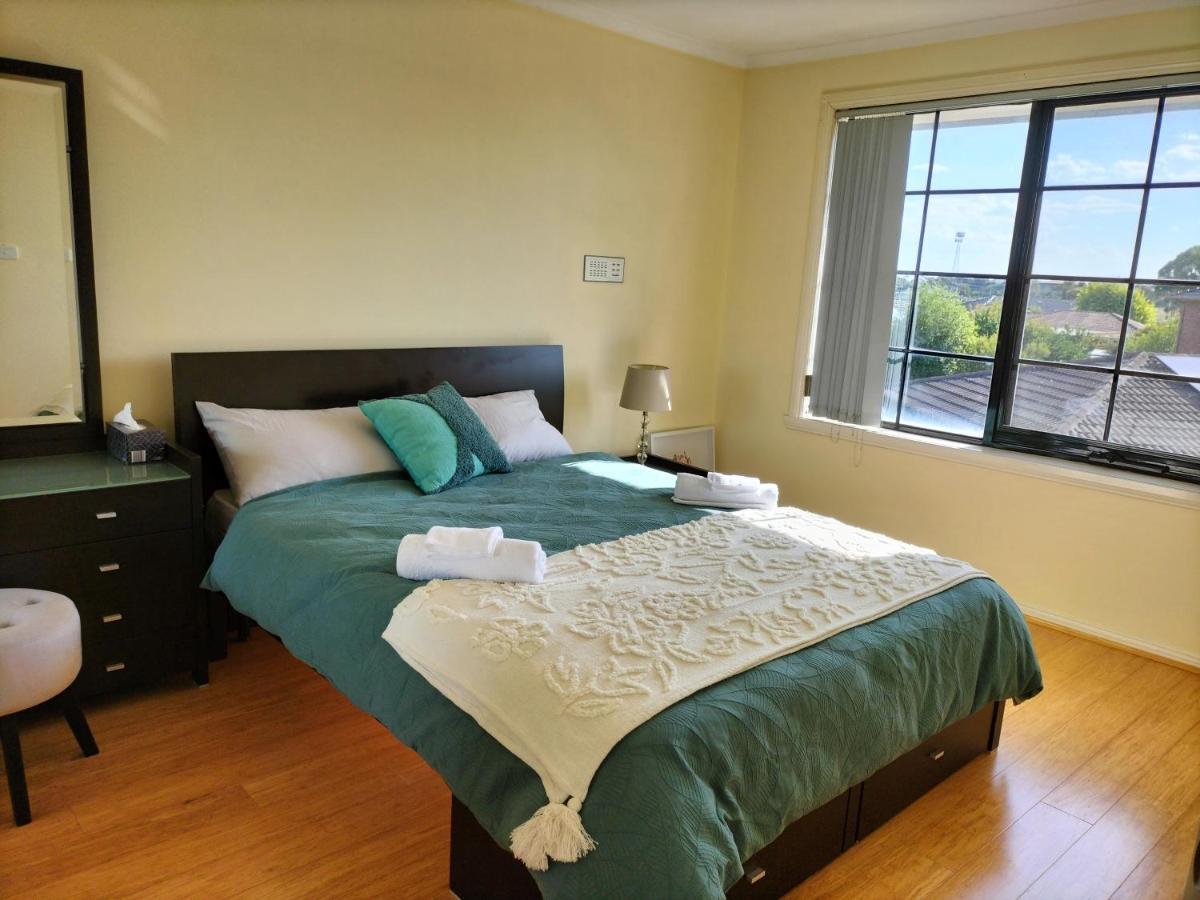 Appartamento 12 Mins To Mel Airport-Good Wood House St Albans Esterno foto